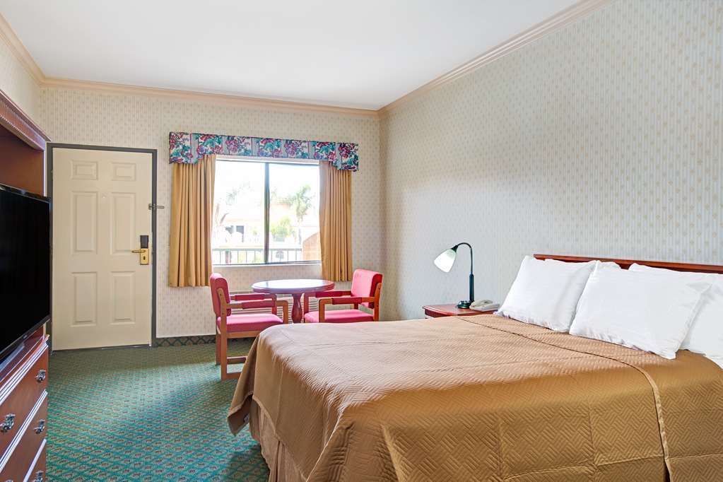 Travelodge By Wyndham Lynwood Quarto foto
